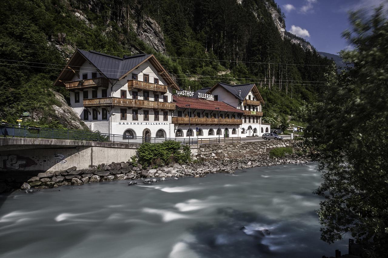 Hostel Chillertal ไมย์อาโฮเฟิน ภายนอก รูปภาพ