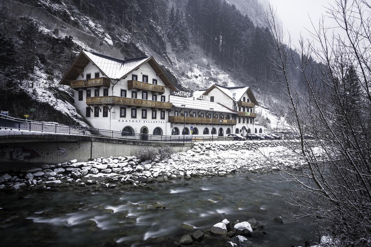 Hostel Chillertal ไมย์อาโฮเฟิน ภายนอก รูปภาพ