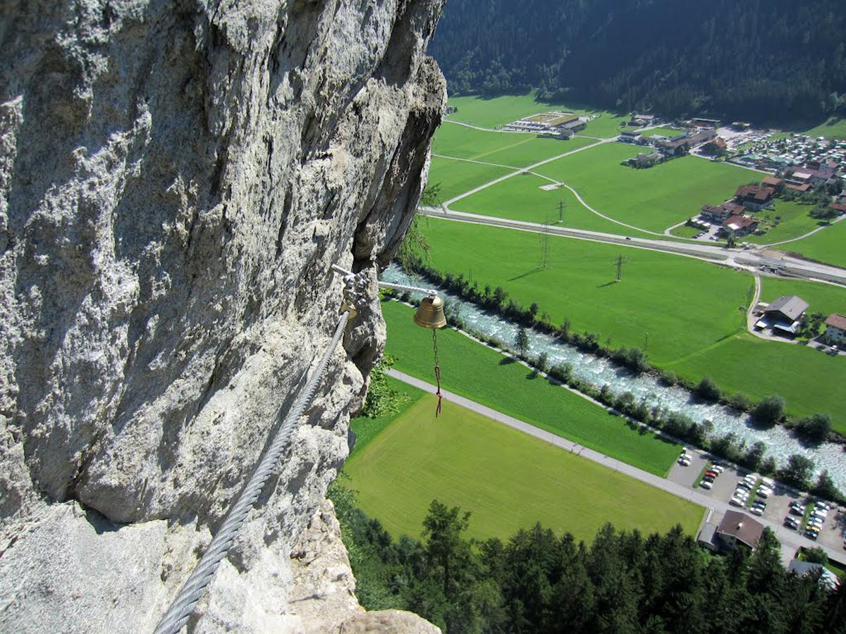Hostel Chillertal ไมย์อาโฮเฟิน ภายนอก รูปภาพ